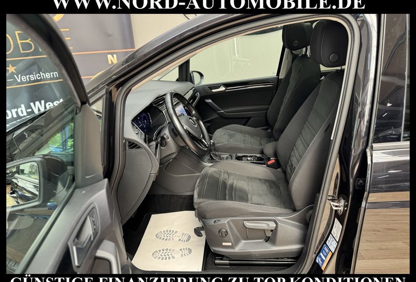 Volkswagen Touran Touran 2.0 TDI DSG Comfortl. Dig.Cockp/Pano/LED