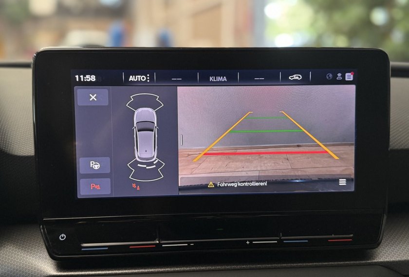 Seat Leon Leon Style 2.0 TDI DSG Kamera/Navi/Virt.Cockpit