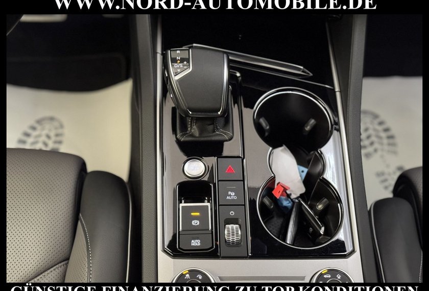 Volkswagen Touareg Touareg R-Line 4MOT 3.0 TDI DSG Innovision/Luft/