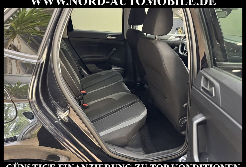 Volkswagen Polo Polo R-Line 1.0 TSI DSG Dig.Cockpit/Navi/LED