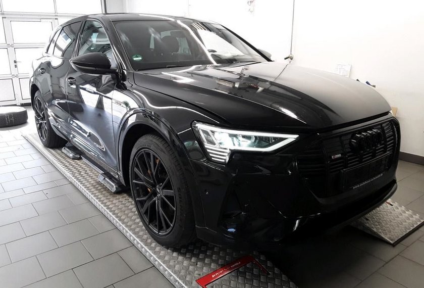 Audi e-tron e-tron 55 QU.S-Line Black Edition Matrix/B&amp;O/21/