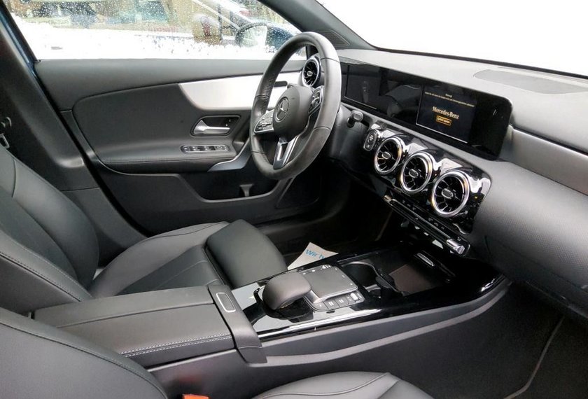 Mercedes-Benz A 200 A 200 4Matic Progressive *LED*Pano*Kamera*TOP-KM