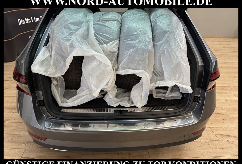 Skoda Superb Superb Combi Sportline 1.5 TSI DSG Virt.Cockpit