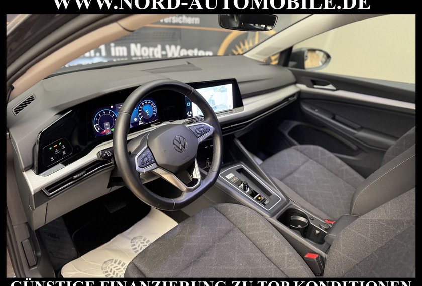 Volkswagen Golf Golf VIII Variant 1.5 eTSI Life DSG AHK/Navi/LED
