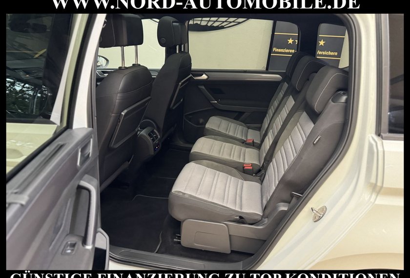 Volkswagen Touran Touran R-Line 2.0 TDI SCR DSG Dig.Cockpit/AHK/18