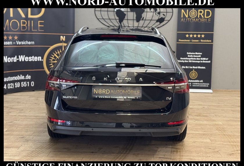 Skoda Superb Superb iV Combi Style 1.4 TSI DSG Leder/AHK/Navi
