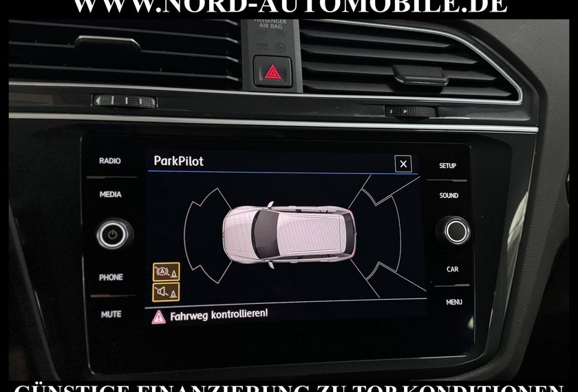 Volkswagen Tiguan Tiguan 2.0 TDI DSG IQ.DRIVE *LED*AHK*ACC*SHZ IQ.