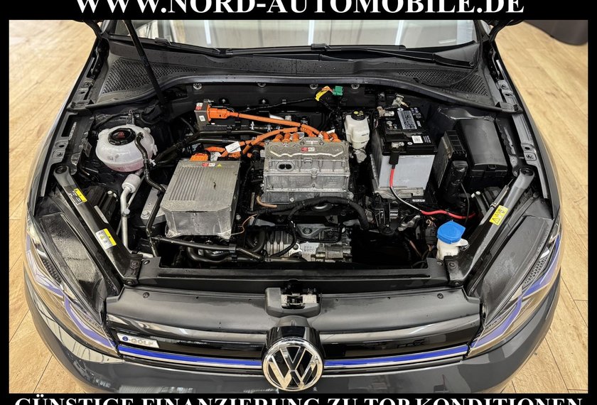 Volkswagen Golf Golf e-Golf Automatik Navi/LED/PDC/CCS