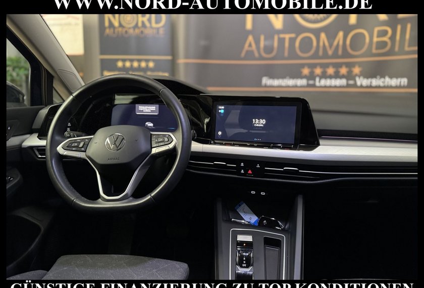 Volkswagen Golf Golf Life 1.0 eTSI DSG Navi/LED/PDC/ACC