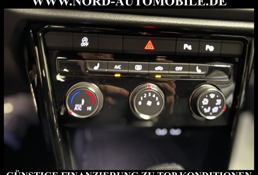 Volkswagen T-Roc T-Roc R-Line 4MOT 2.0 TSI DSG AHK/Dig.Cockpit/