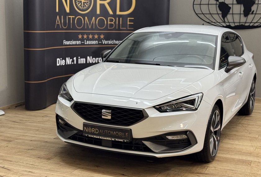 Seat Leon Leon 1.4 TSI e-HYBRID DSG Kamera/Navi/LED/18/ FR