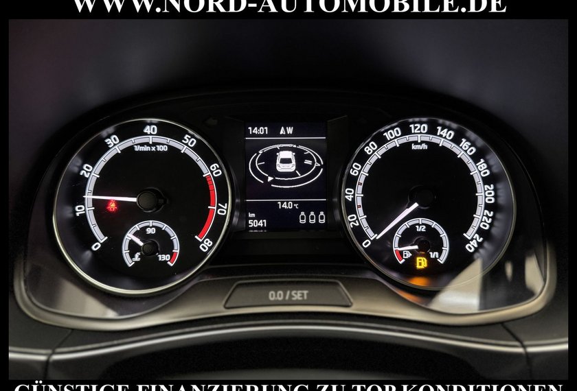 Skoda Fabia Fabia Combi 1.0 TSI Garantie09.2027/Navi/LED/PDC