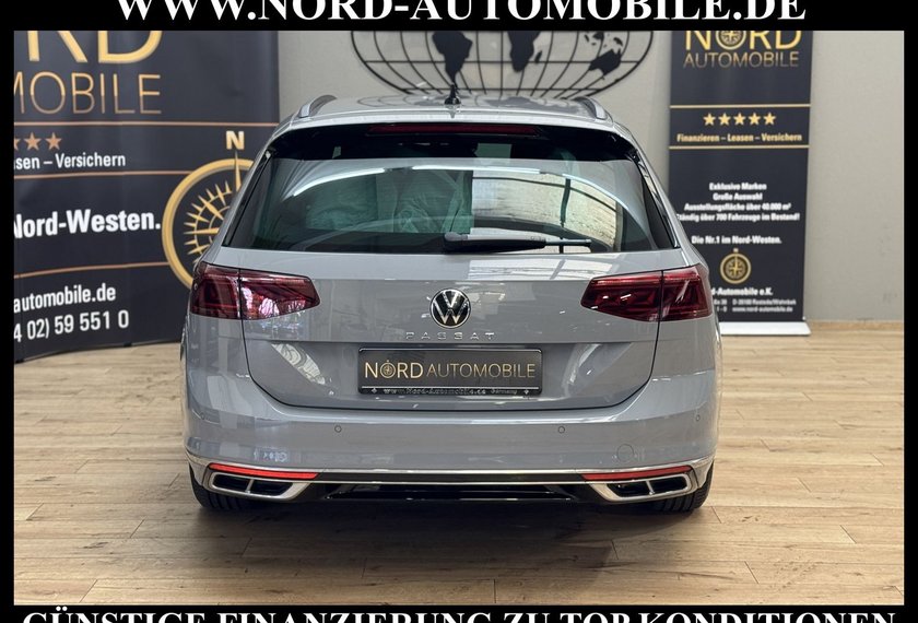 Volkswagen Passat Variant Passat Variant R-Line 2.0 TDI Dig.Cockpit/17/AHK