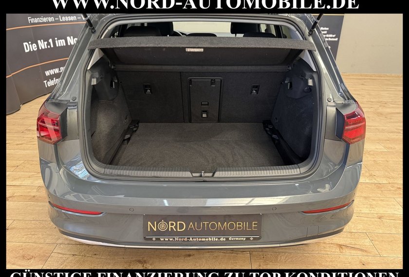 Volkswagen Golf Golf VIII Lim.1.5 TSI Active Matrix/StHz/Navi/