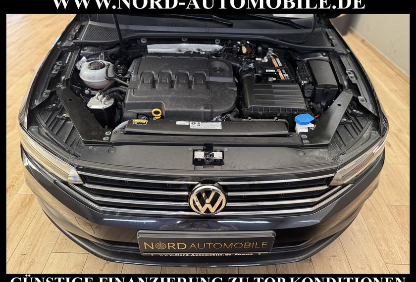Volkswagen Passat Variant Passat Variant 1.6 TDI DSG Navi*LED*