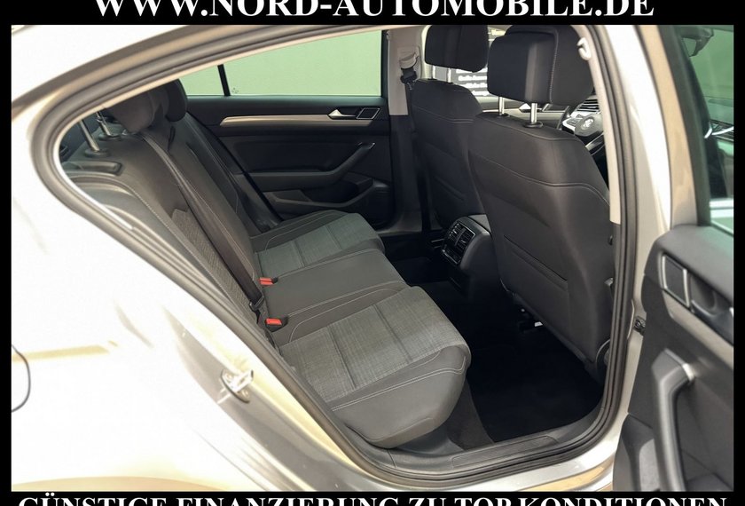 Volkswagen Passat Passat Limo 2.0 TDI R-Line AHK/Navi/LED/18