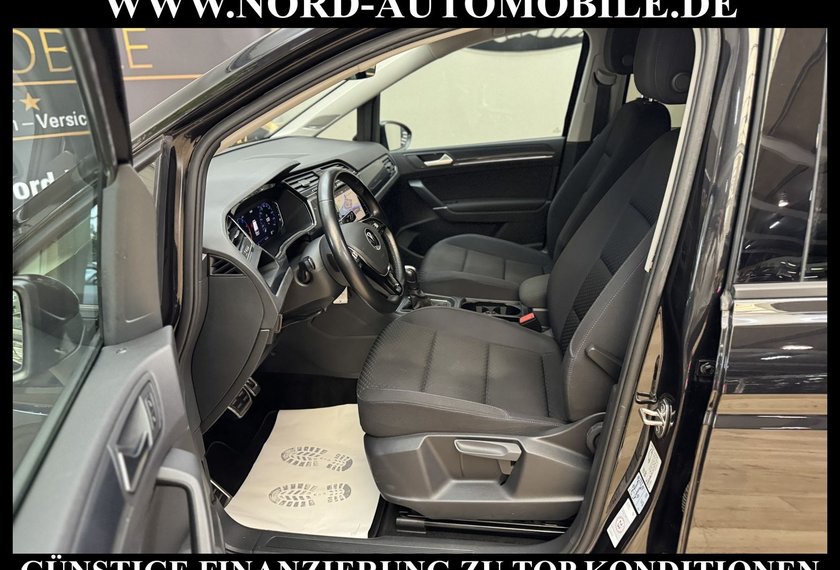 Volkswagen Touran Touran 1.5 TSI United DSG 7-Sitzer/AHK/Dig.Cockp