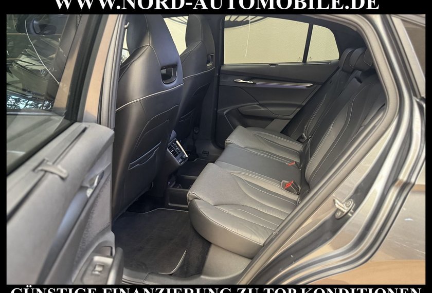 Skoda Enyaq Enyaq iV Coupé RS Suite 4x4 /AHK/Pano/21Z/UPE:71