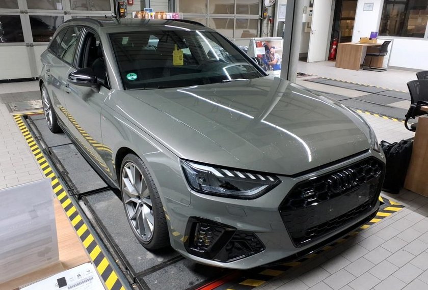 Audi A4 A4 Avant S-Line Edition QU. 45 TFSI S-Tronic B&amp;O