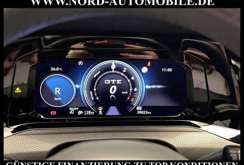 Volkswagen Golf Golf GTE 1.4 TSI eHybrid DSG Navi/LED/PDC/18