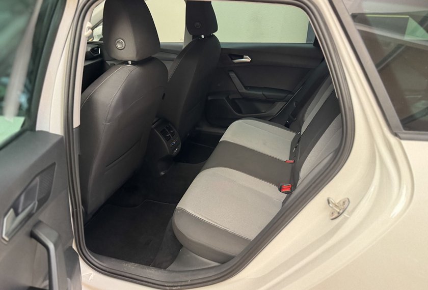 Seat Leon Leon SP Style 1.5 eTSI DSG Kamera/Navi/LED/