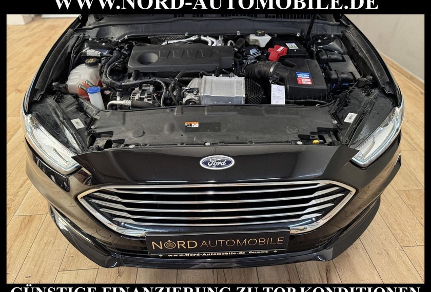 Ford Mondeo Mondeo Lim. 2.0 EB Titanium *AHK*ACC*LEDER*STHZ*