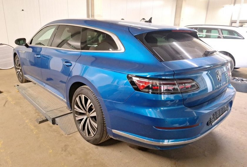 Volkswagen Arteon Arteon Shooting Brake 2.0 TDI Elegance DSG AHK