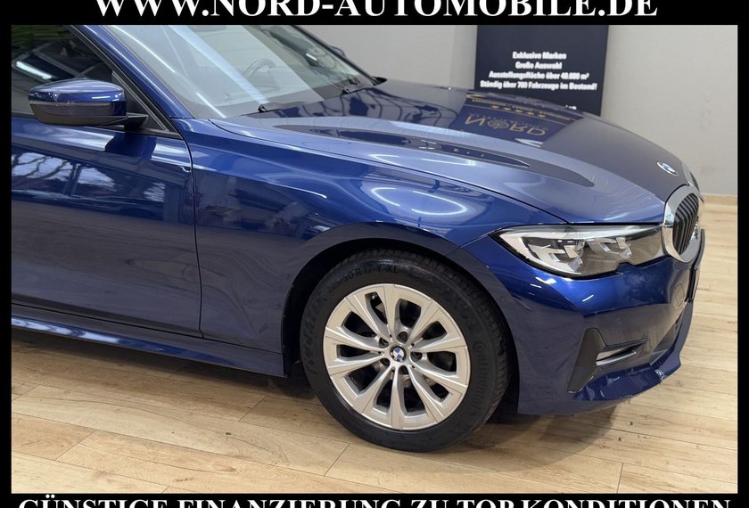 BMW 320 320 d touring Advantage *AHK*PANO*STHZ*ACC