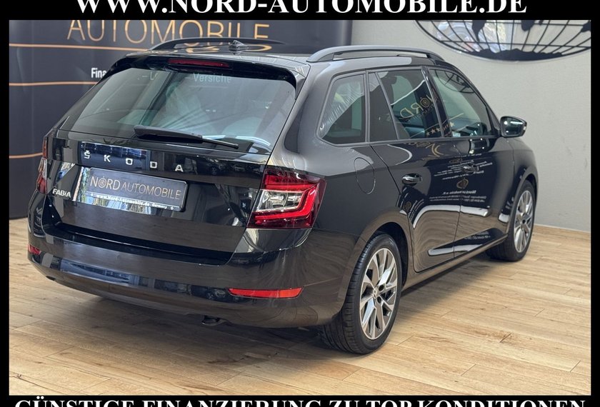 Skoda Fabia Fabia Combi Ambition DSG Navi/LED/PDC/AHK/16