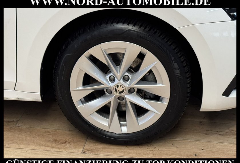 Skoda Octavia Octavia iV Combi Ambition 1.4TSI DSG Navi/LED/