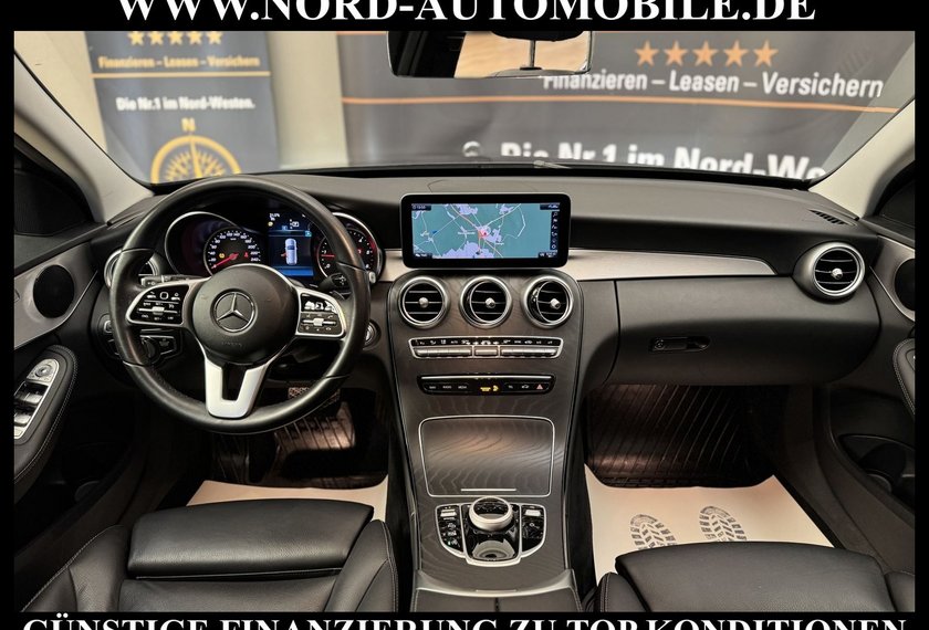 Mercedes-Benz C 300 C 300 d T Exclusive *AHK*Leder*Kamera*Ambi*17Z*