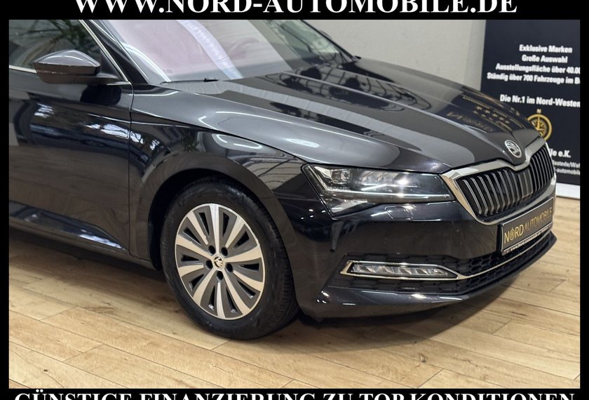 Skoda Superb Superb Combi 2.0 TDI DSG PREMIUM *AHK*LED*KAM* P