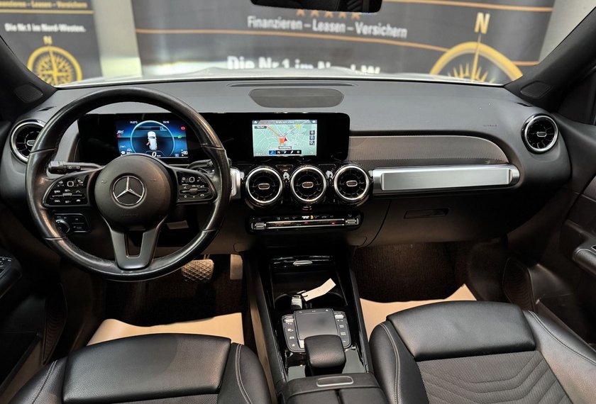 Mercedes-Benz GLB 200 GLB 200 d 4MATIC *7-SITZER*DISTRO+*AHK*PANO*LED*