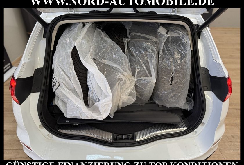 Ford Mondeo Mondeo Turnier 2.0 EB Titanium AHK*ACC*LED*4xSHZ