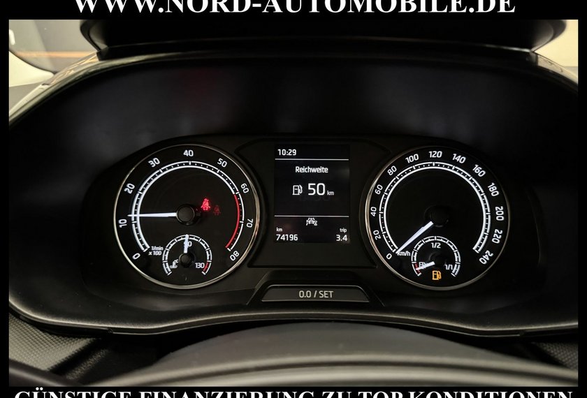 Skoda Fabia Fabia Active 1.0 MPI LED/Klima/Spurhalte