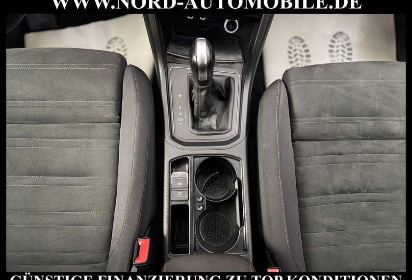 Volkswagen Touran Touran Comfortline 2.0 TDI DSG AHK/Kamera/Navi/