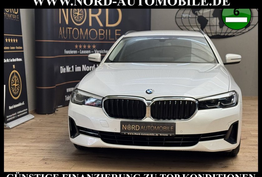 BMW 520 520 d Touring xDrive *LED*StHz*AHK*Luft*ParkAss*