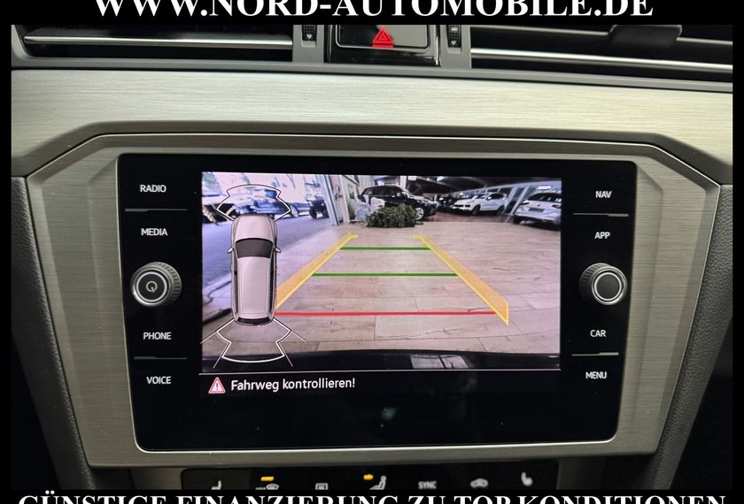 Volkswagen Passat Variant Passat Variant 2.0 TDI DSG Kamera/Side&amp;Lane/LED/