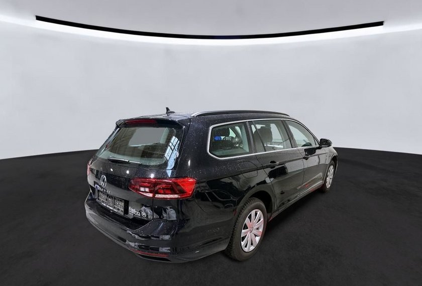 Volkswagen Passat Variant Passat Variant 2.0 TDI DSG Business Kamera/Navi/