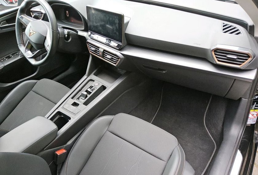 Cupra Leon Leon 2.0 TSI DSG Kamera/Mirror Link/18/LED