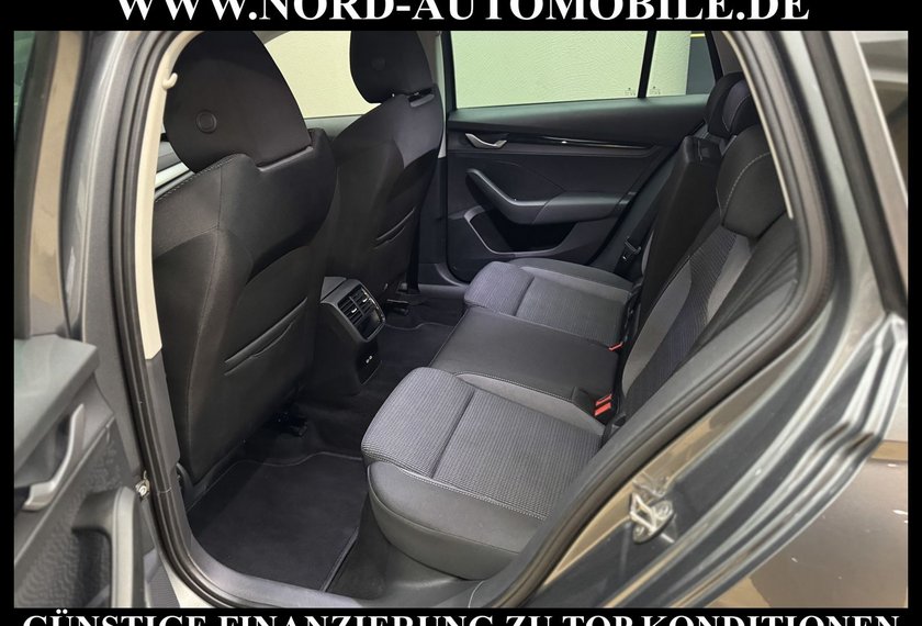 Skoda Octavia Octavia Combi 2.0 TDI DSG SELECTION