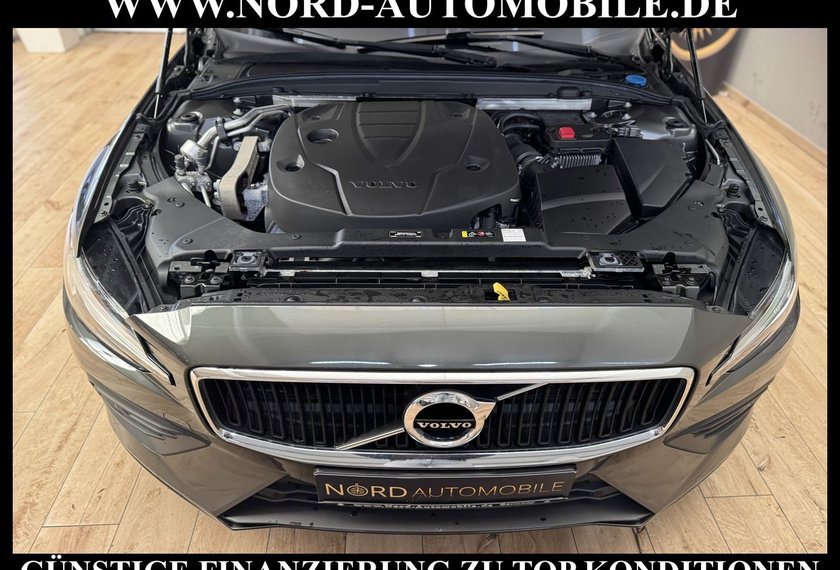Volvo V60 V60 Kombi D3 Momentum Pro *LED*Navi*AHK*Kamera*