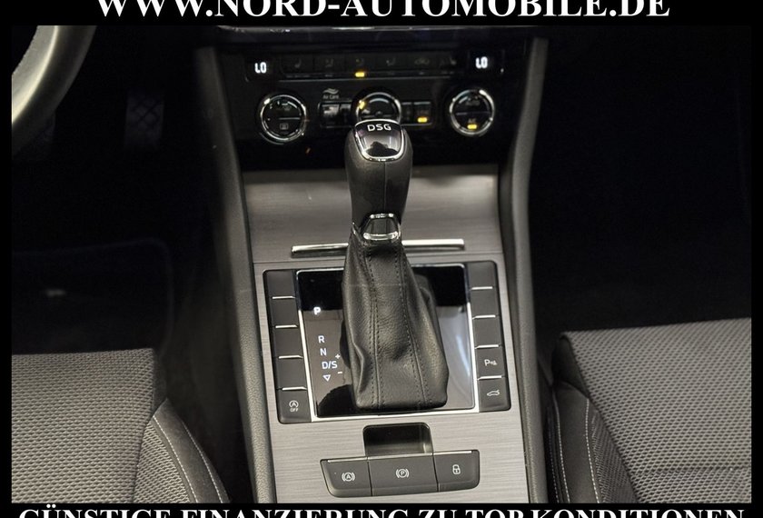 Skoda Superb Superb Combi Style 2.0 TDI DSG Pano/AHK/Kamera