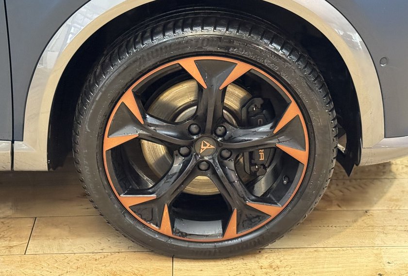 Cupra Formentor Formentor VZ 1.4 TSI e-HYBRID DSG Leder/AHK/19