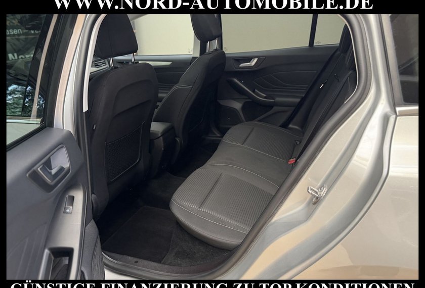 Ford Focus Focus Turnier 2.0 EcoBlue TItanium *AHK*PANO*ACC