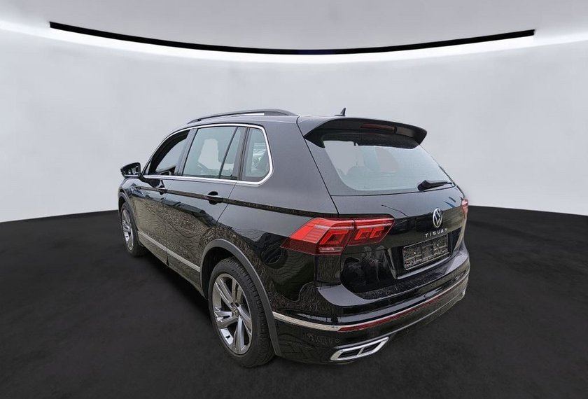 Volkswagen Tiguan Tiguan R-Line 2.0 TDI DSG Matrix/Kamera/Sid&amp;Lane