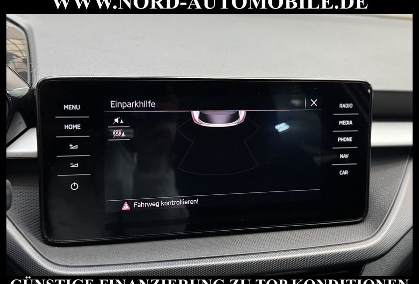 Skoda Fabia Fabia Ambition 1.0 TSI DSG Navi/LED/PDC/