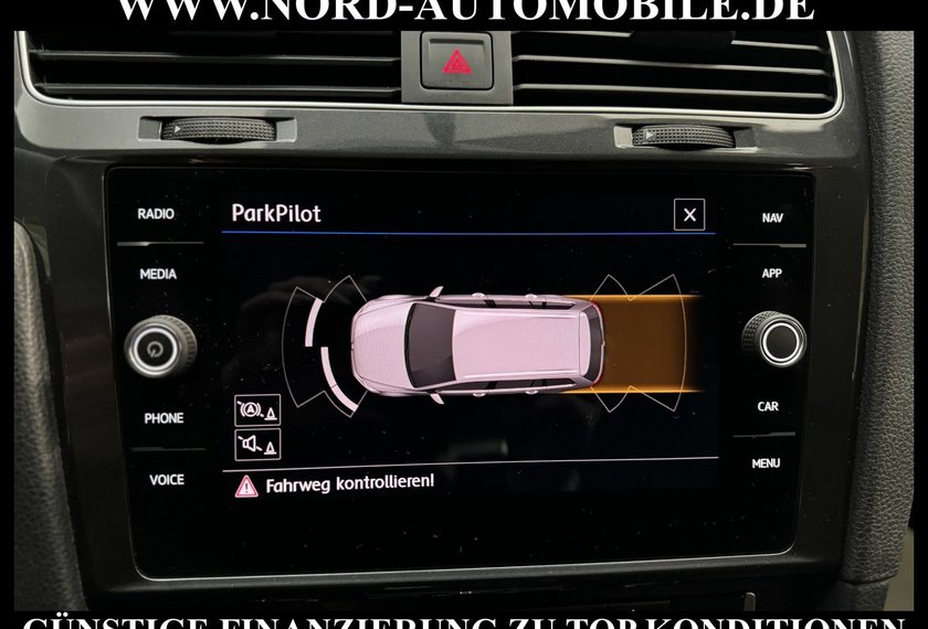 Volkswagen Golf Golf Variant Trendline 1.6 TDI Navi*Klima*SHZ*