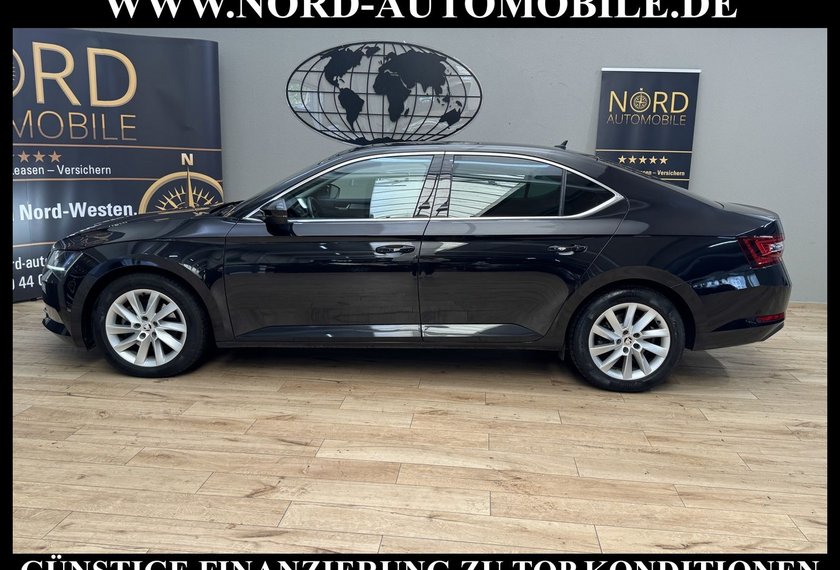 Skoda Superb Superb 2.0 TDI DSG Limo Leder/Navi/Xen/Kamera Pr