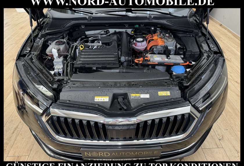 Skoda Octavia Octavia iV Combi Style 1.4 TSI DSG SIDE&amp;LANE